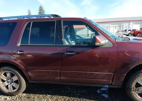 2010 Ford Expedition Limited from USA, damaged, VIN 1FMJU2A57AEB52209